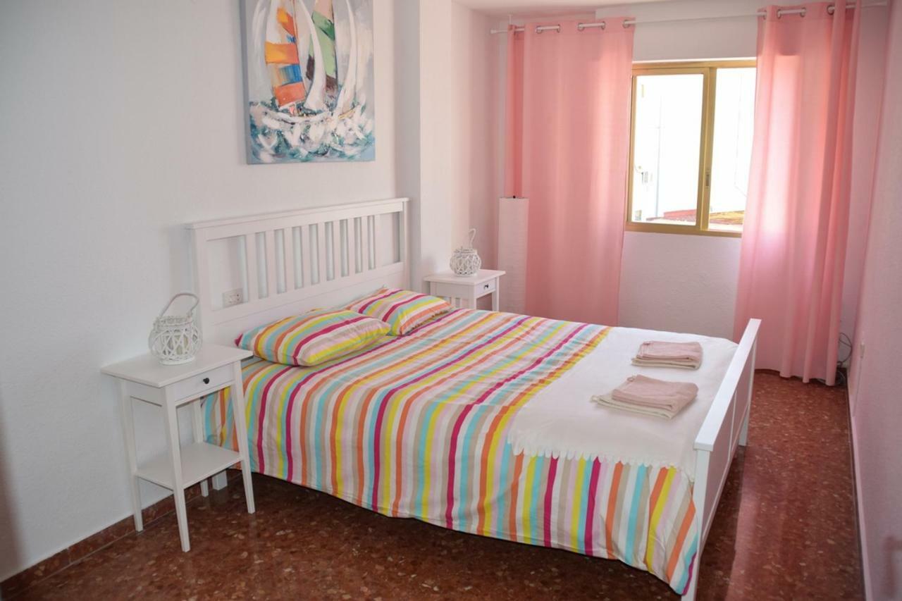 Apartamento Tibi - Centro De Gandia Luaran gambar